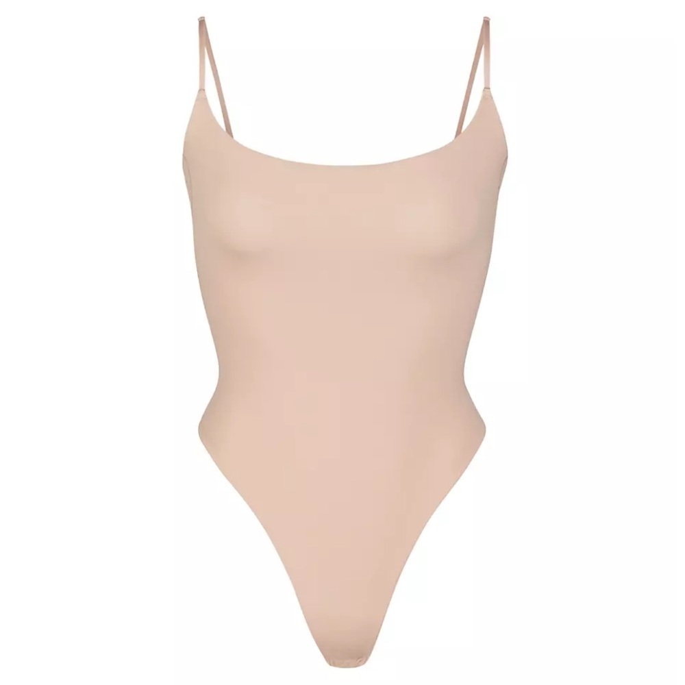 NWT Skims Fits Everybody Cami Bodysuit Clay Nude Tan